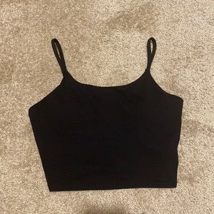 Black cropped tank
